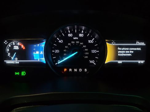 Used 2017 Ford Explorer XLT w/ Equipment Group 202A AWD/4WD image 23