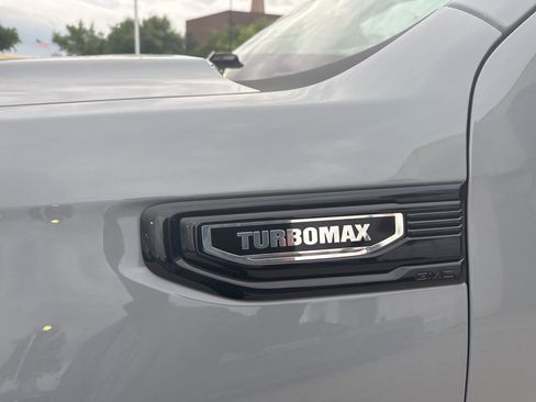 Used 2025 GMC Sierra 1500 Pro w/ Graphite Edition image 7