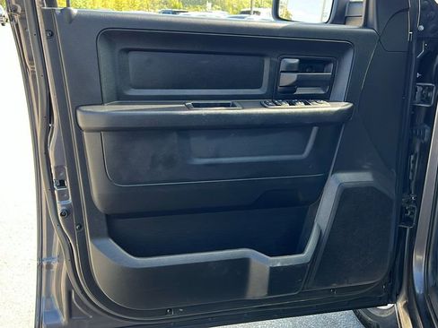 Used 2019 RAM 1500 ST w/ SXT Plus Group image 9
