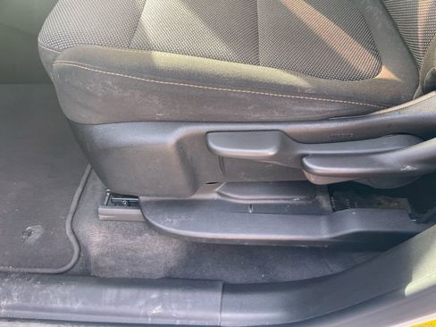 Used 2019 Chevrolet Traverse LS image 10