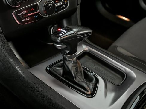 Used 2020 Dodge Charger SXT w/ Blacktop Package RWD image 29