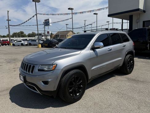 Used 2015 Jeep Grand Cherokee Limited w/ Luxury Group II RWD image 2