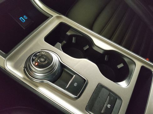 Used 2023 Ford Edge SEL image 26