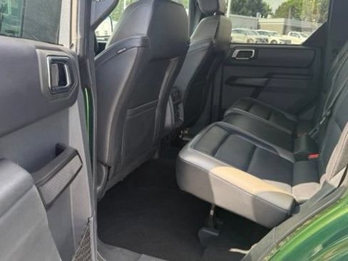 Used 2025 Ford Bronco Outer Banks AWD/4WD image 30