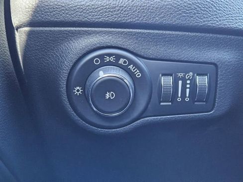 Used 2019 Jeep Compass Trailhawk w/ Leather Interior Group image 22