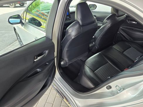 Used 2024 Toyota Corolla XSE FWD image 15