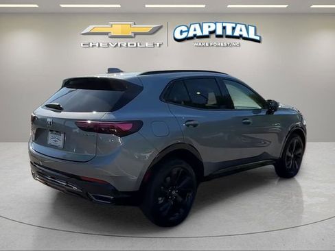 Used 2025 Buick Envision Sport Touring AWD/4WD image 5