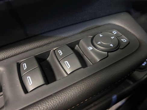 Used 2020 GMC Terrain SLT w/ Preferred Package FWD image 5