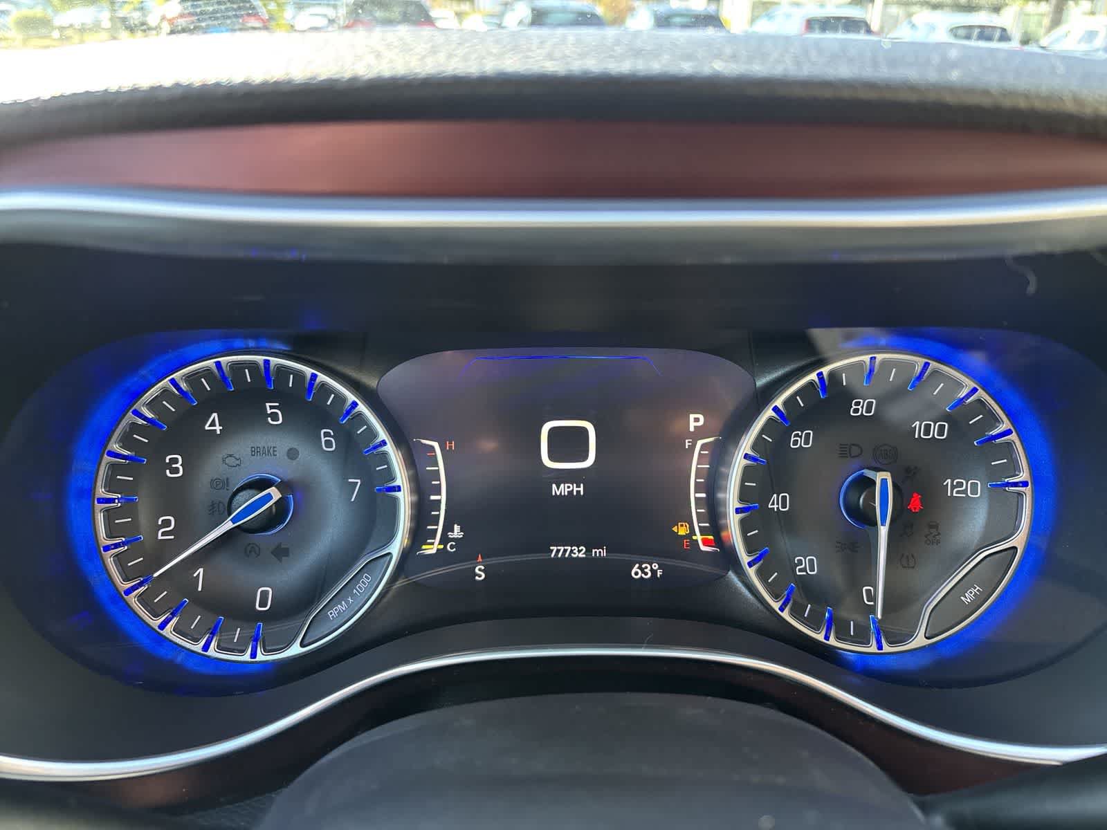Used 2020 Chrysler Pacifica Limited FWD image 16