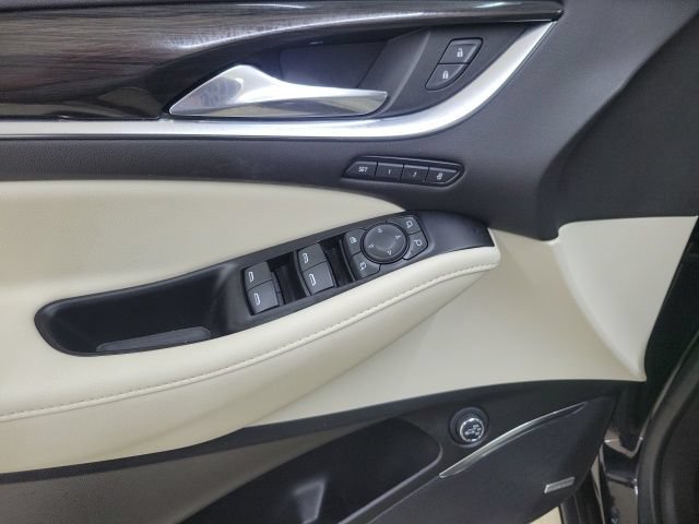 Used 2023 Buick Enclave Premium w/ Experience Buick Package FWD image 21