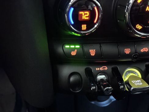 Certified 2024 MINI Cooper SE image 21