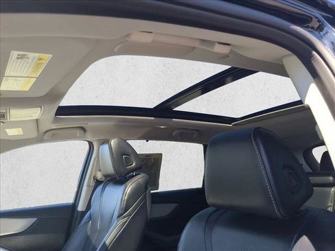Certified 2025 Acura MDX w/ Technology Package FWD image 16