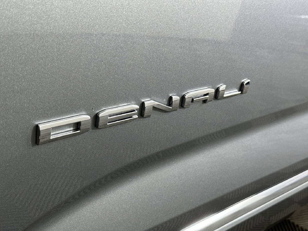 New 2027 GMC Terrain Denali w/ LPO, Floor Liner Package AWD/4WD image 33