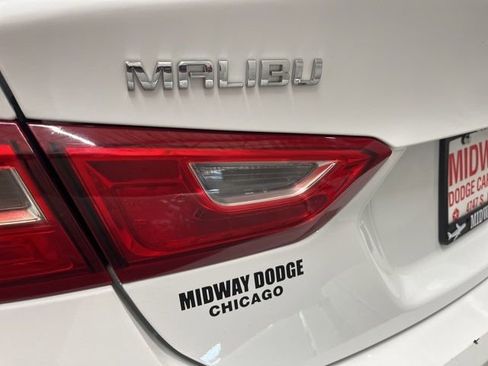 Used 2024 Chevrolet Malibu LT FWD image 8