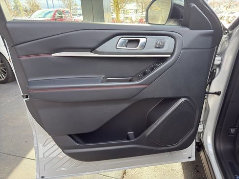 New 2026 Ford Explorer ST image 21