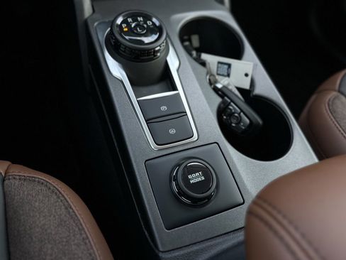 New 2025 Ford Bronco Sport Outer Banks w/ Outer Banks Tech Package+ image 43