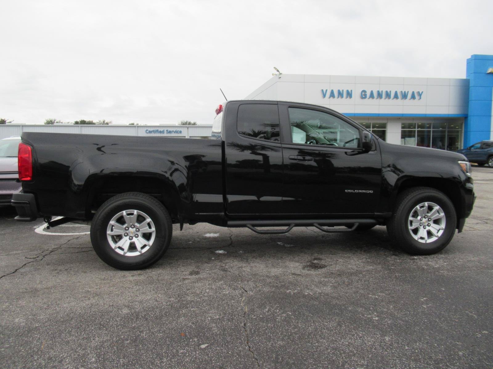 Used 2022 Chevrolet Colorado LT w/ Fleet Safety Package RWD image 5