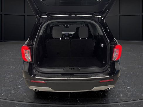 Used 2023 Ford Explorer Limited image 15