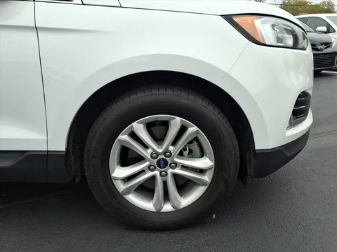 Used 2019 Ford Edge SEL w/ Equipment Group 201A image 9