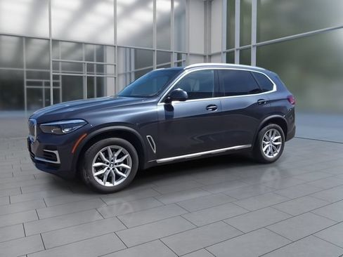 Used 2022 BMW X5 xDrive40i w/ Premium Package AWD/4WD image 4