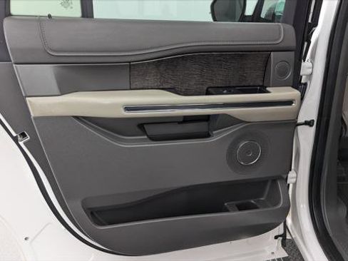 Used 2018 Ford Expedition Max Limited w/ Equipment Group 301A RWD image 16