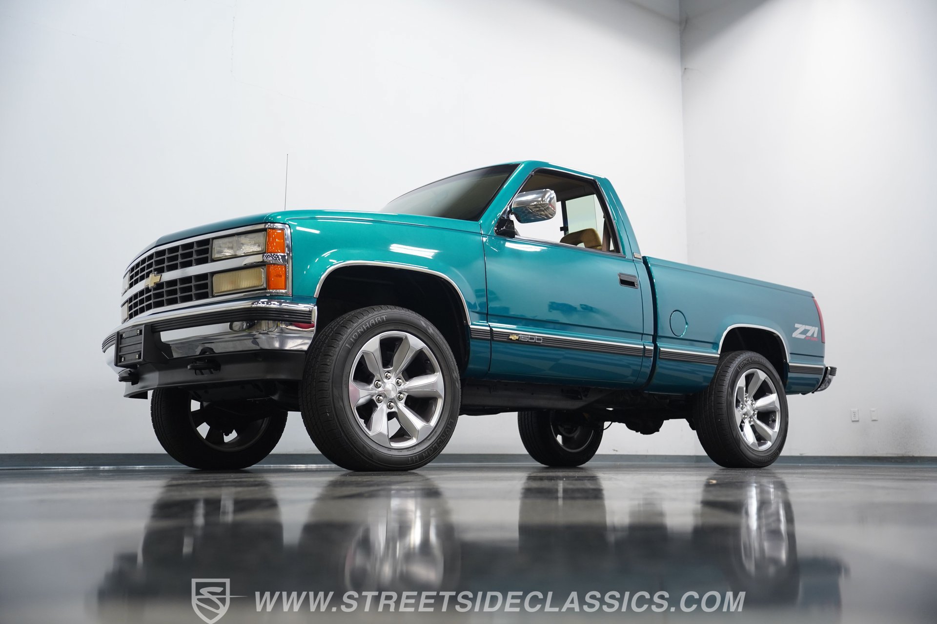 Used 1993 Chevrolet Silverado 1500 4x4 Regular Cab image 20