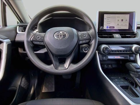 Used 2025 Toyota RAV4 XLE FWD image 6