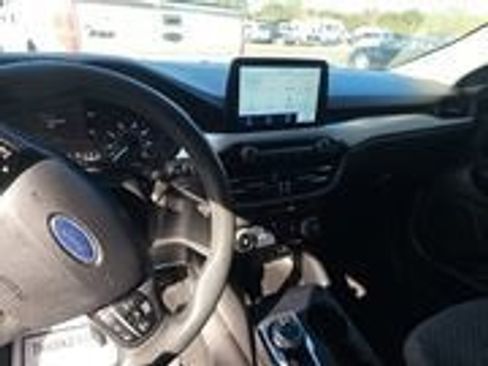 Used 2022 Ford Escape SE image 6