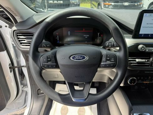 Used 2025 Ford Escape Active FWD image 5