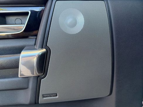 Used 2011 Land Rover LR4 HSE LUX image 40