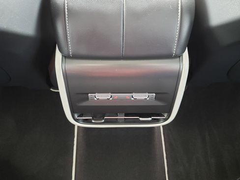 Used 2024 Lincoln Nautilus Reserve w/ Equipment Group 202A AWD/4WD image 17