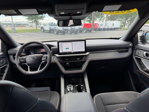 New 2026 Ford Explorer Tremor w/ Tremor Ultimate Package AWD/4WD image 9
