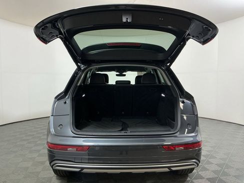 Used 2024 Audi Q5 2.0T Premium w/ Convenience Package image 28