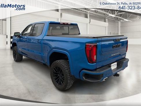 Used 2024 GMC Sierra 1500 AT4 w/ Technology Package image 5