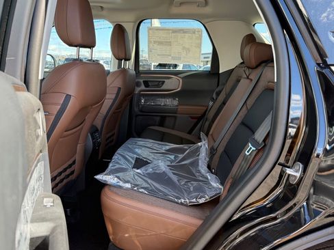 New 2026 Ford Bronco Sport Outer Banks w/ Outer Banks Tech Package+ AWD/4WD image 28
