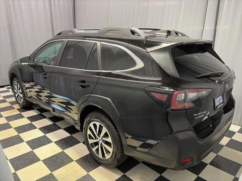 Certified 2023 Subaru Outback Premium AWD/4WD image 6