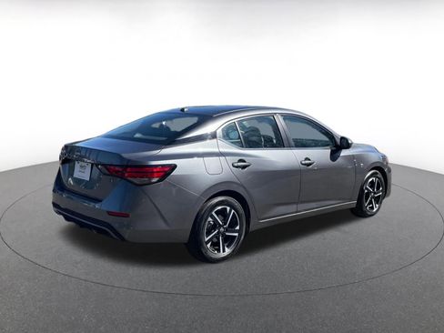Used 2025 Nissan Sentra SV image 16