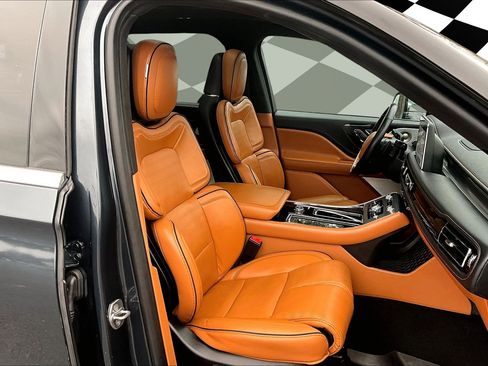 Used 2020 Lincoln Aviator Black Label w/ Dynamic Handling Package image 7