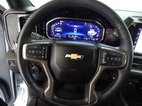 Used 2024 Chevrolet Silverado 3500 High Country w/ High Country Premium Package AWD/4WD image 6