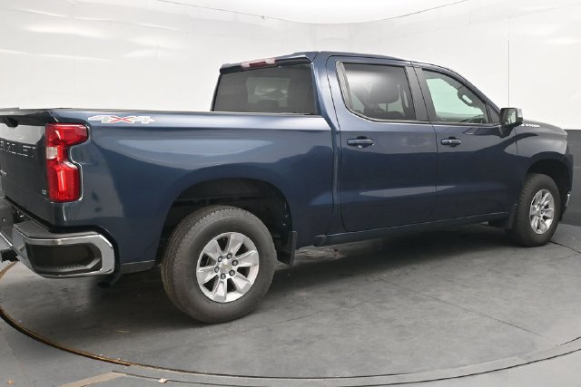 Used 2021 Chevrolet Silverado 1500 LT AWD/4WD image 8
