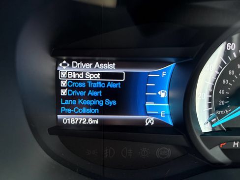 Used 2024 Ford Edge SEL w/ Convenience Package AWD/4WD image 12