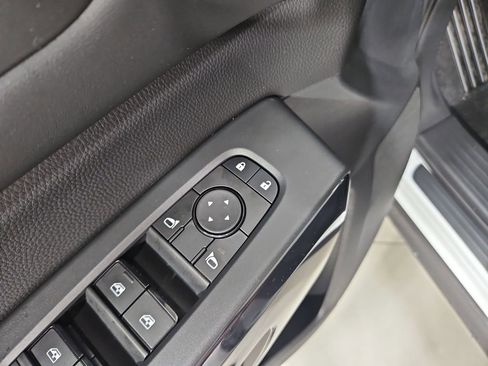 New 2026 Nissan Pathfinder SV AWD/4WD image 11