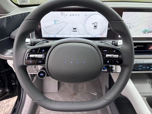 New 2025 Hyundai Ioniq 6 SEL image 14