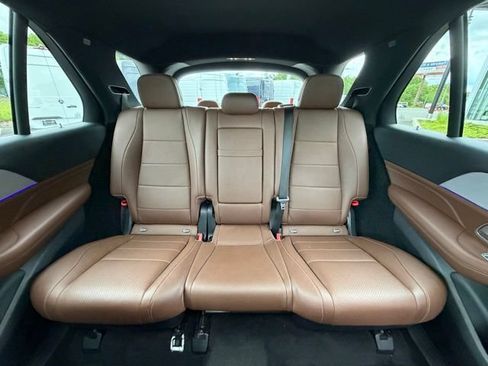 Certified 2024 Mercedes-Benz GLE 350 4MATIC w/ 3rd Row Seat Package image 17