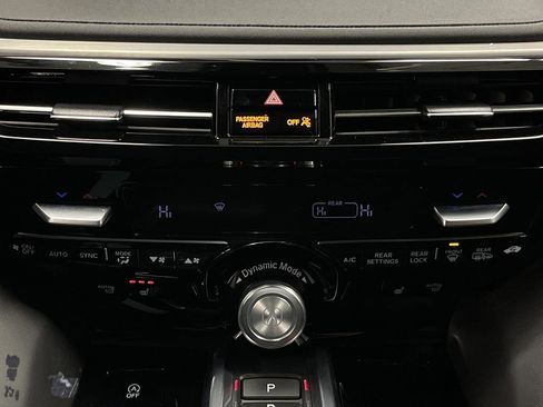 Used 2023 Acura MDX SH-AWD w/ Technology Package image 21