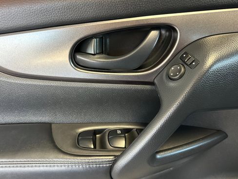 Certified 2022 Nissan Rogue Sport S image 11