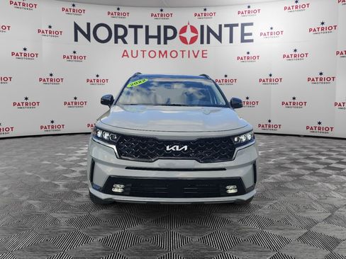 Used 2022 Kia Sorento SX image 9