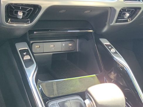Certified 2023 Kia Sorento SX FWD image 31