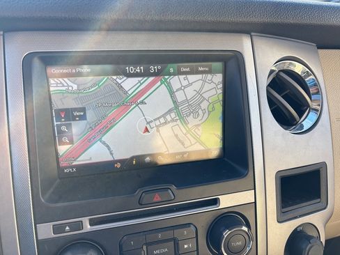 Used 2015 Ford Expedition EL XLT w/ Equipment Group 202A image 22