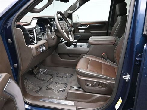 Used 2023 GMC Sierra 1500 Denali w/ Denali Reserve Package image 7